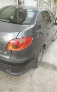 پژو 206sDرنگ‌خاکستری