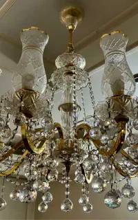 لوستر ۸ شاخه