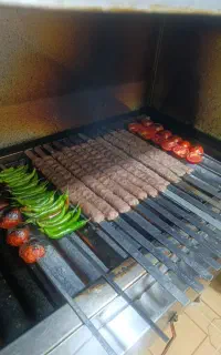 تهیه غذای گلستان