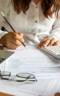 کلیه خدمات حسابداری و مالی اشخاص حقیقی و حقوقی