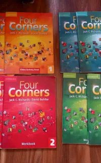 کتاب های four corners