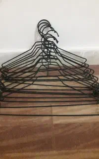 چوب لباسی(آویز لباس)