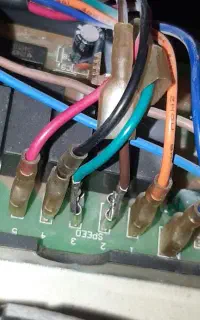 نصب لوستروتعمیرات لوستر ونصب محافظ پای کنتور