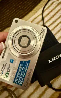 دوربین عکاسی و فیلمبرداری سونی