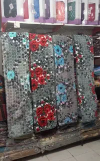 پتو گل گلی و ساده