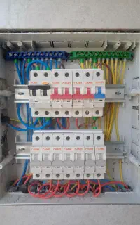 برقکار رفع فوری اتصالی نورپردازی برقکش برقکاری