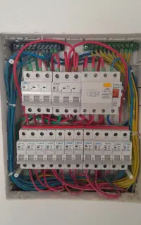 برقکاری ساختمان سیم کشی ساختمان اتصالات شبانه روزی