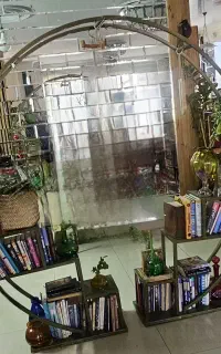 استند گرد فلزی ۲ در ۱۸۰گل و‌کتاب