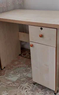 میز مطالعه