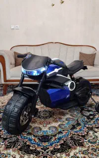 موتور شارژی لوکس،در حد نو،موزیکال،باتری اکبند
