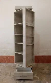 فروش یک عدد آینه گردان و درب چوبی