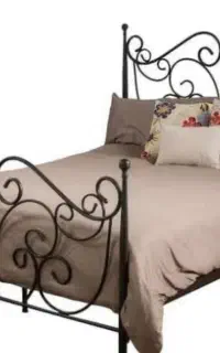 تخت یک نفره ۱ و کمد و میز سنگی وقاب آینه بزرگ