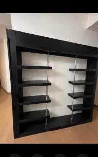 ویترین مغازه دکوری  دوعدد در عکس ها هست