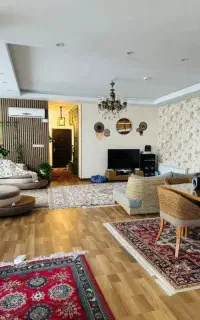 ۸۵ متر / رو به آفتاب / نقلی عروس دامادی