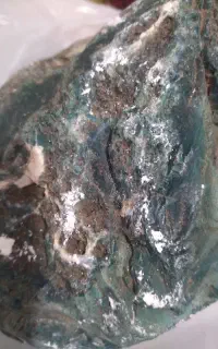 فروش تعدادی سنگ