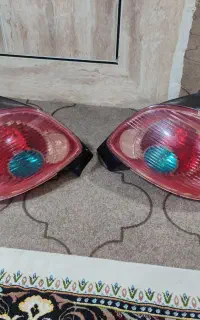چراغ عقب ۲۰۶