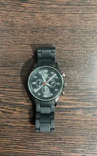 دو عدد ساعت حراج