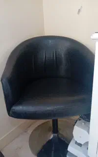 صندلی لمسه چرمی