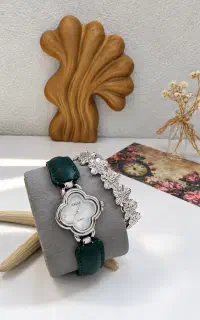 ساعت های دخترانه دسته چرمی ،کادویی ، هدیه