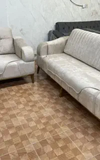 مبل.     پوریا