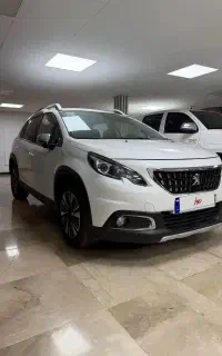 پژو ۲۰۰۸ بدونه رنگ