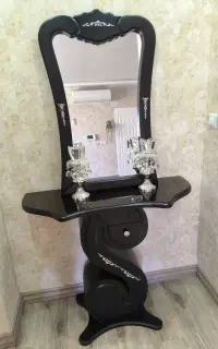 آینه و کنسول