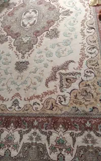 قالی هزار شانه گل برجسته