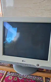 مانیتور ۱۵ اینچ