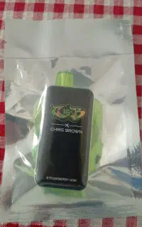 پاد کریس برون 15000 پاف مدل Strawberry Kiwi