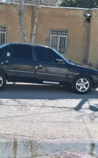 پژو ۴۰۵ مشکی