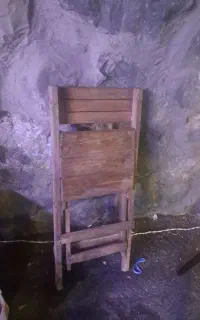 صندلی چوبی تاشو