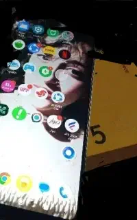 گوشی pococ75 سالم باکارتون گارانتی درحداک