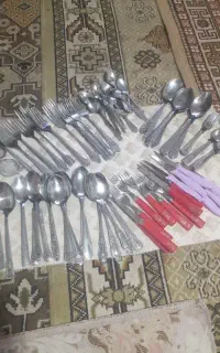 لوازم خانگی قاشق وچنگال