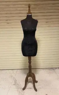 چوب رختی پایه دارها ۱/۵میلیون وبدون پایه ها۷۰۰هزار