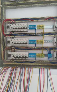 برقکار و تعمیرات برق ساختمان