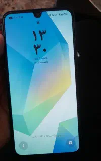 گوشی a16 رم ۲۵۸ رام ۸ ویتنام