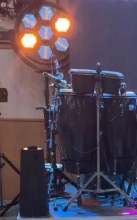 دو لنگه تومبا همراه با بینگو بنگو پایه کاور