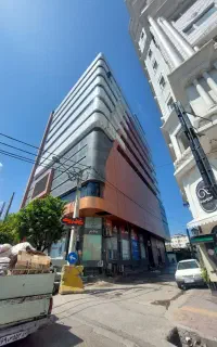 پیچ ورولپلاک ساختمان.سنگ.شستوشوی. نماشویی نظافت