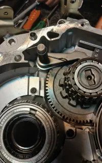 تعمیر تخصصی و تضمینی انواع گیربکس اتوماتیک