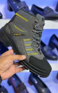 کفش کوهنوردی و کار تمام چرم زیره تزریق ۴۰ تا ۴۵