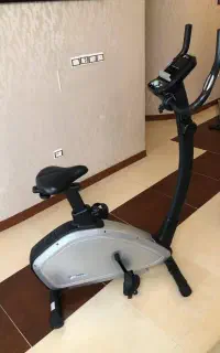 دوچرخه ثابت ورزشی