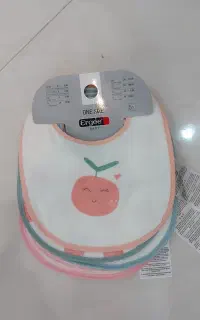 پیشبند کودک و نوزادی