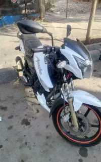 اپاچی 180