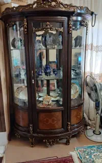 گنجه در حد نو ، خیلی تمیز