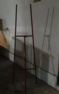 پایه نقاشی فلزی