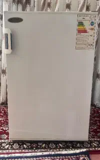 یخچال کوچک آزمایش