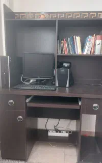 میزکامپیوتر و تحریر