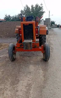 تراکتور  بیل  عقب
