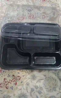 ظرف یکبار مصرف جهت پذیرایی در دفاع ۶ عدد