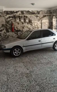 راننده آماده همکاری باخودرو سواری یانیسان